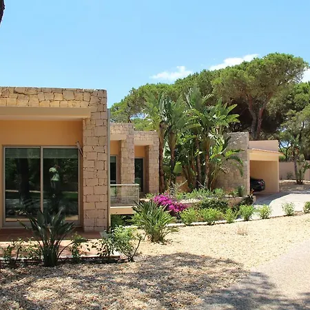 Jackson Villa